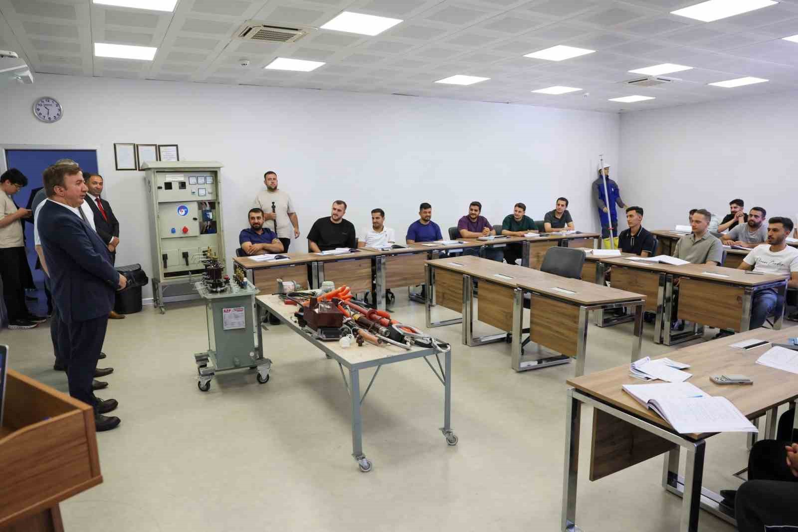 Türkiye’nin dört bir yanından gelen kursiyerler Erzincan’da eğitim alıyor