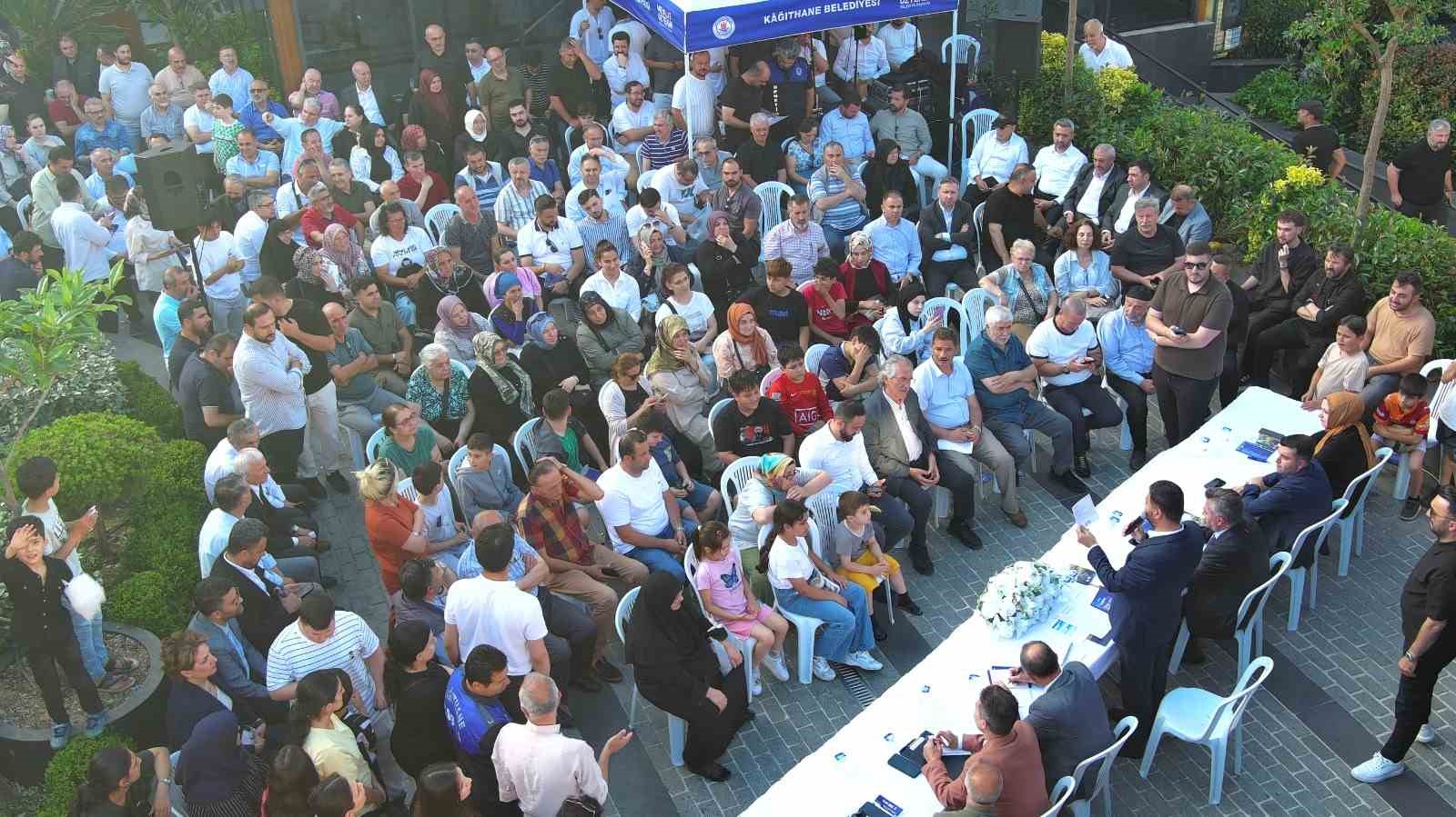 Kağıthane’de vatandaşların söz aldığı programda hizmetler ve yeni projeler masaya yatırıldı