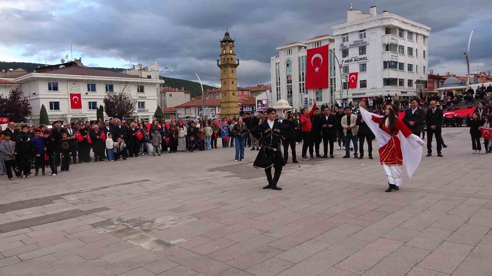 Yozgat’ta bayrak yürüyüşü coşkuyla gerçekleştirildi