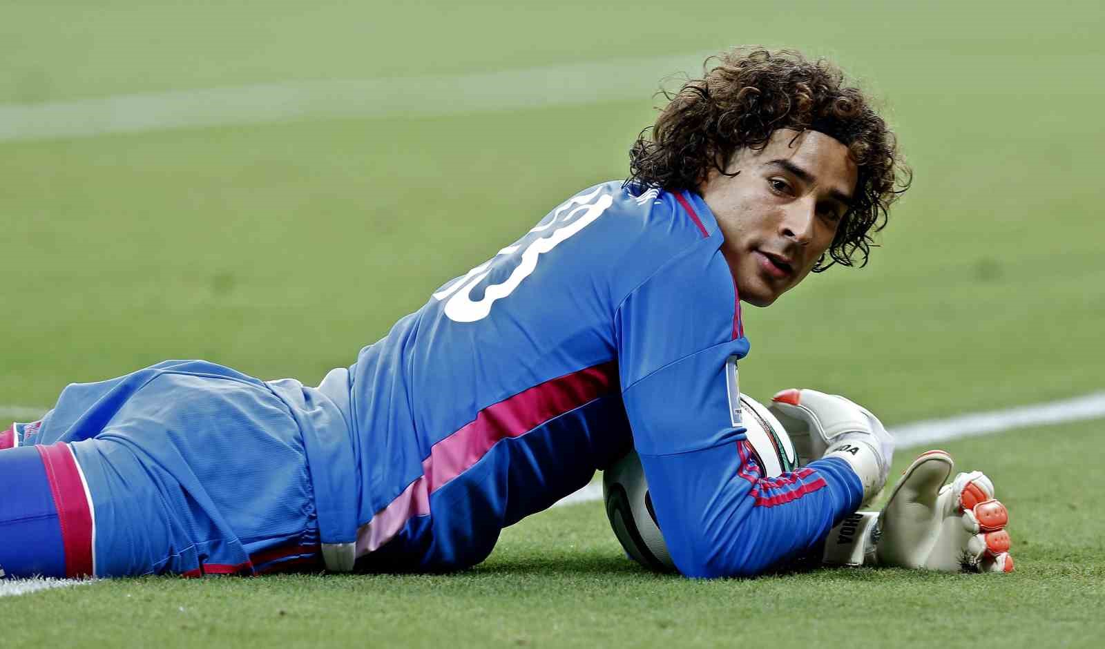 Meksikalı kaleci Ochoa, Dünya Kupası’nın ardından futbolu bırakacağını açıkladı
