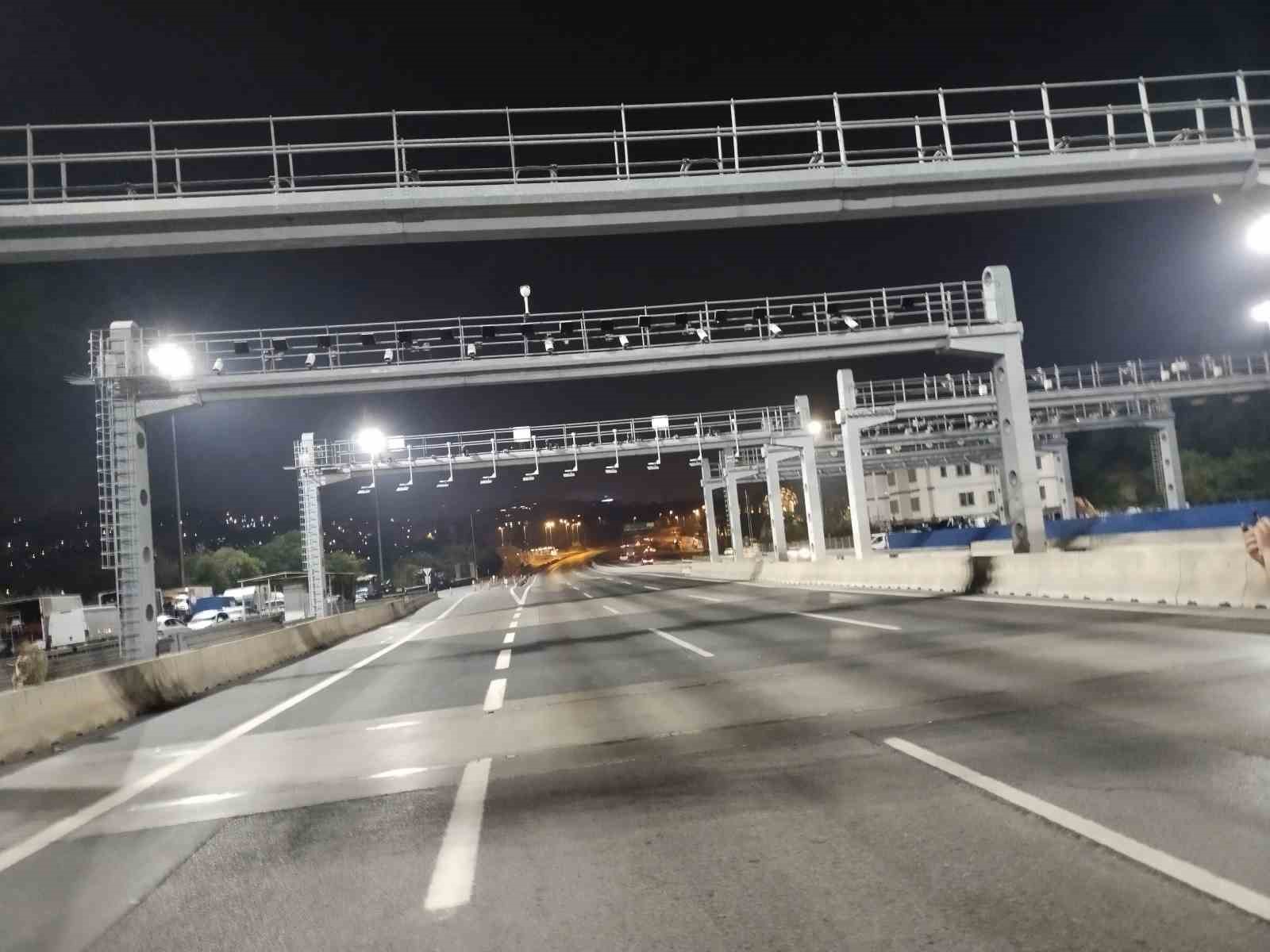 15 Temmuz Şehitler Köprüsü "Asırlık Gece" Belgesel çekimleri kapsamında trafiğe kapatıldı
