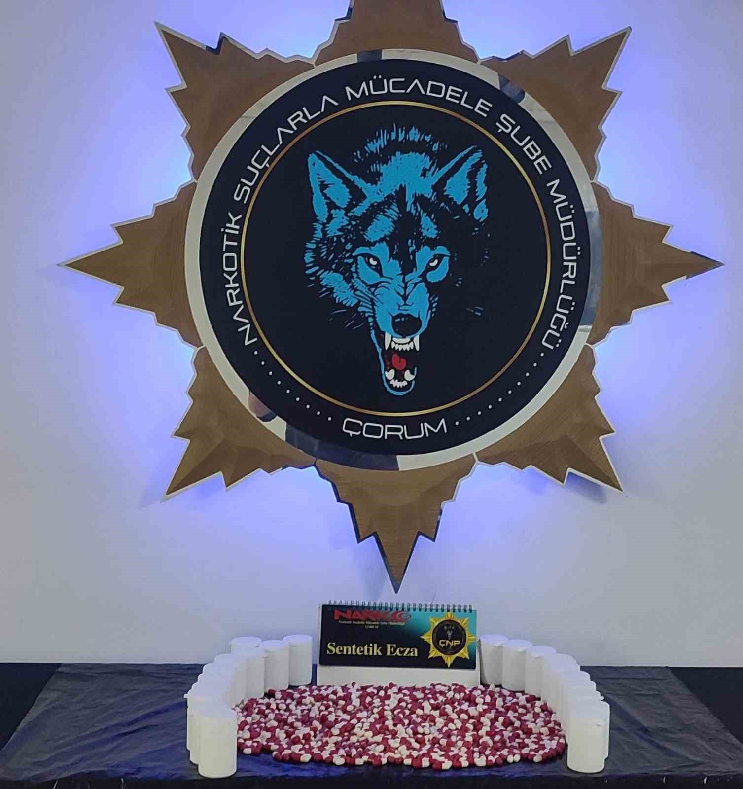 &Ccedil;orum&rsquo;da uyuşturucu operasyonu: 2 tutuklama