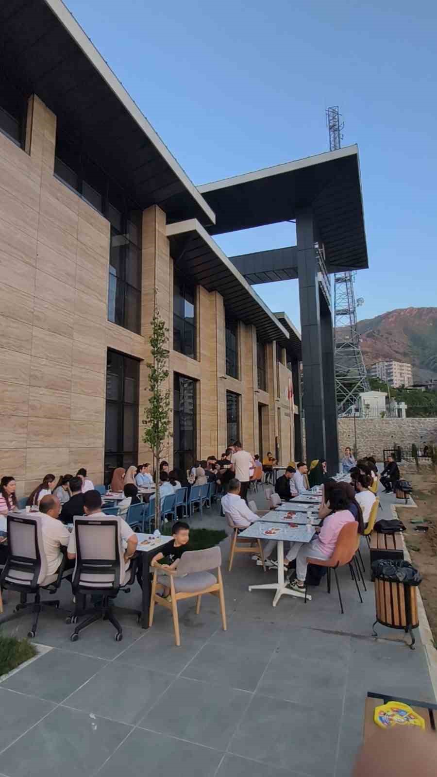 YKS öncesi öğrencilere moral etkinliği