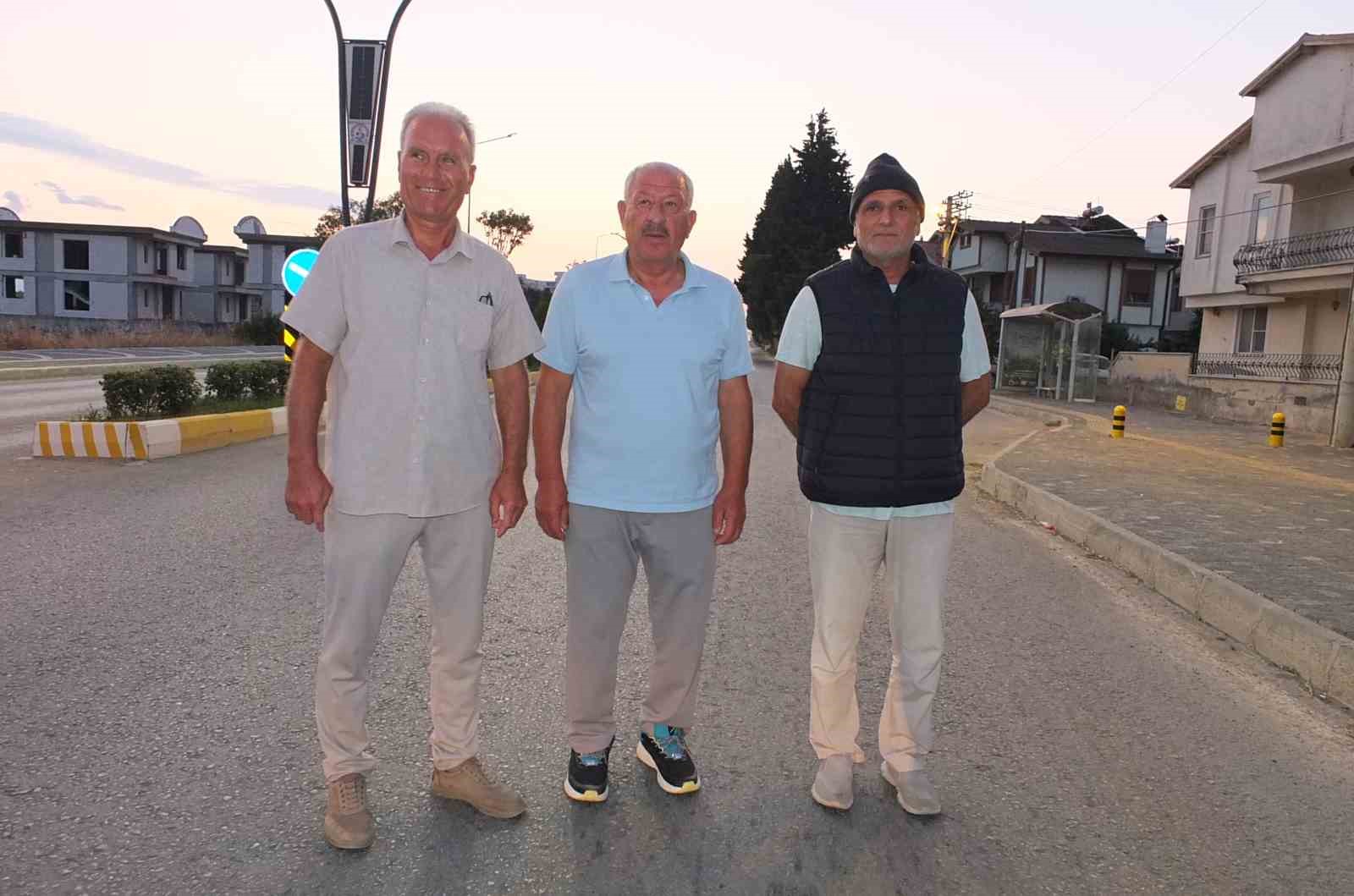 Burhaniye’de yetersiz yaya çizgileri tepki çekti
