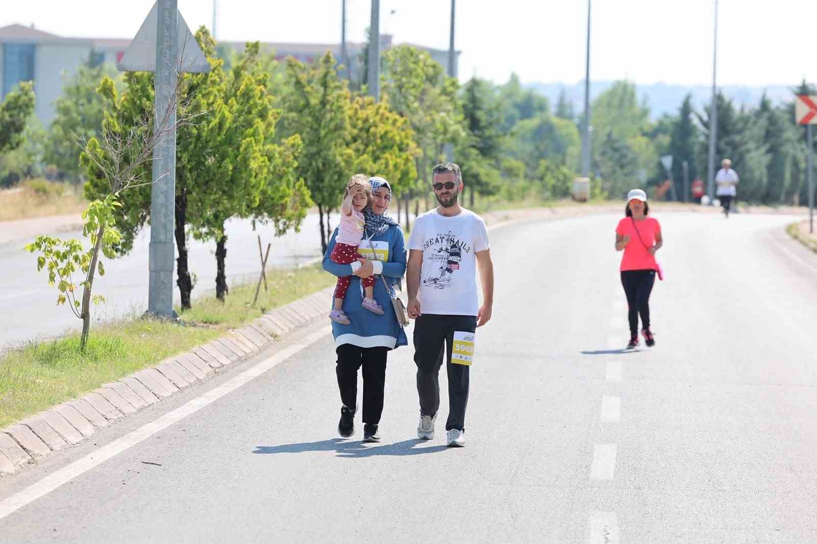 7&rsquo;den 70&rsquo;e demokrasi koşusunda buluştu