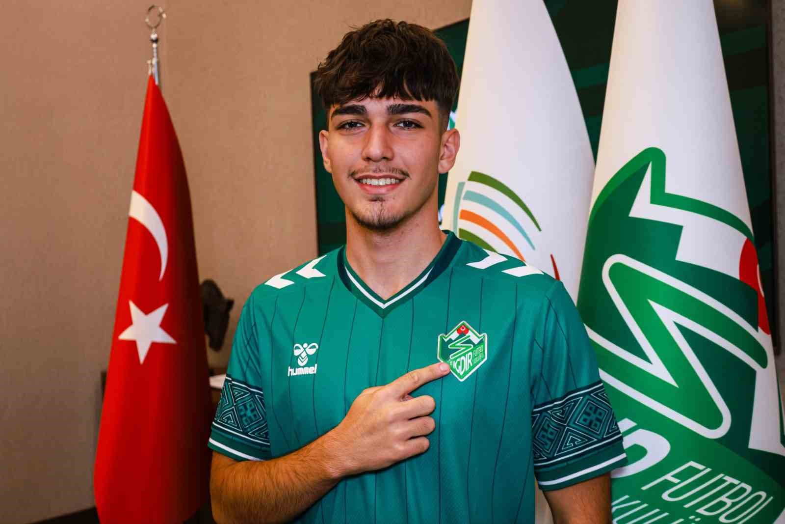 Iğdır FK’dan orta sahaya iki takviye