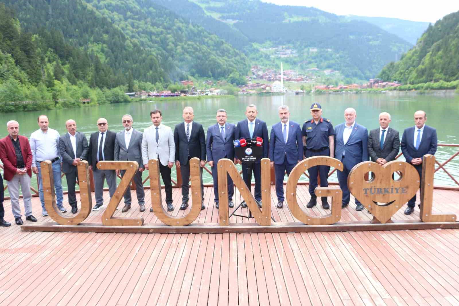 Başkan Gen&ccedil;: "Marjinal bir grup Trabzon turizmini, Trabzon&rsquo;a gelen turistleri yargılamak istiyor"