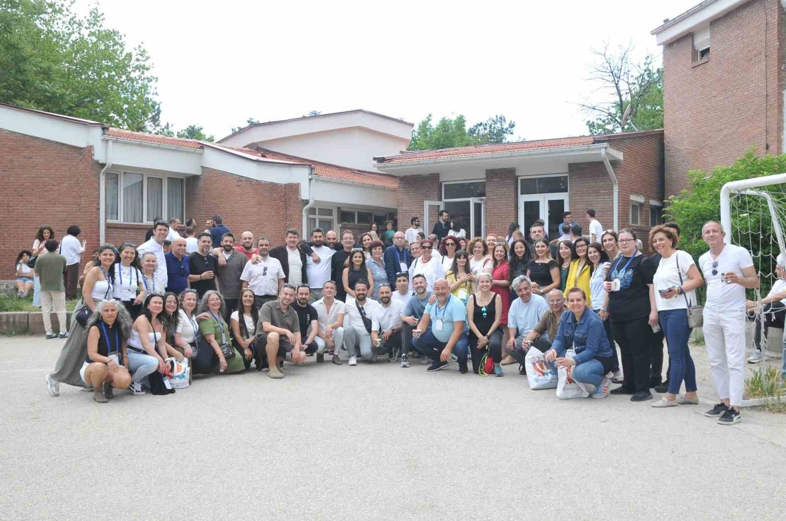 İÇEM Mezunlar Gününde başarı hikâyeleri ve deneyimler paylaşıldı