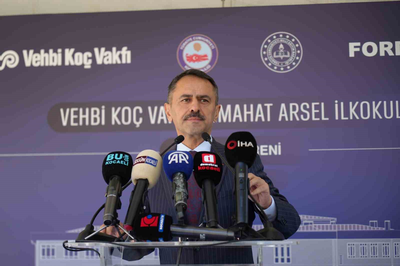Semahat Arsel, adını taşıyan okulun a&ccedil;ılışına katıldı