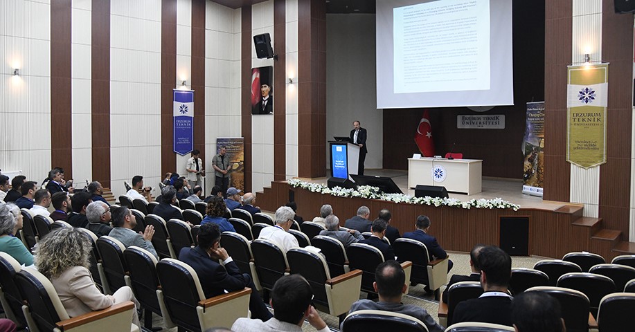 Değişen iklim koşullarında hidro-meteorolojik riskler ET&Uuml;&rsquo;de ele alınıyor