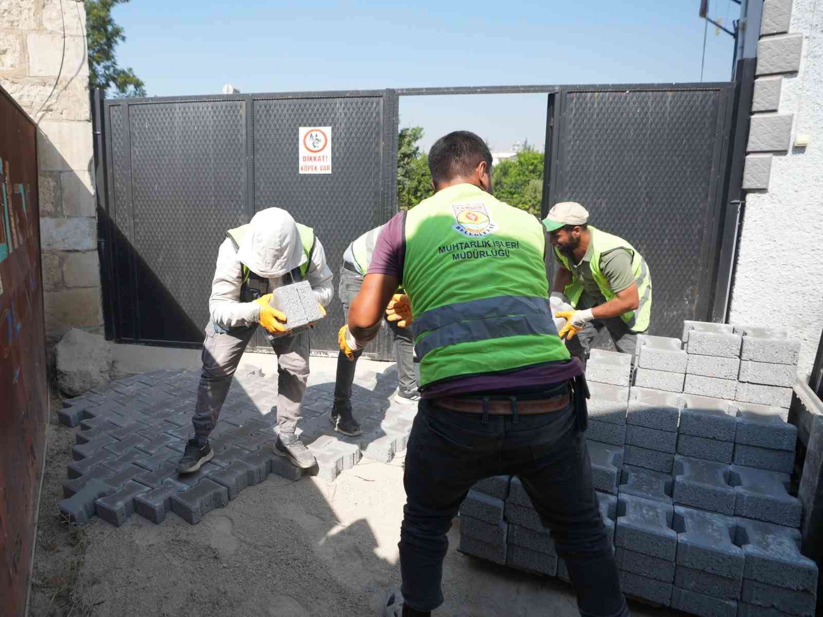 Tarsus’ta 3 bin 200 metrekarelik yol yenilendi