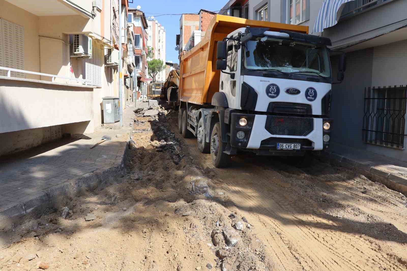 Nazilli’de 25 noktada yol çalışması