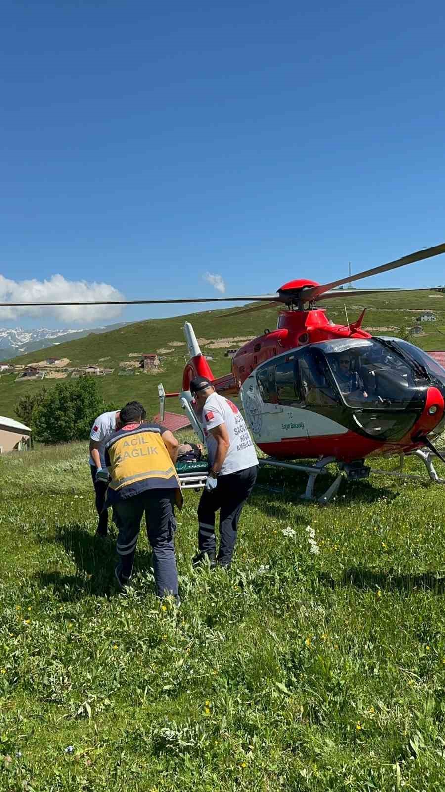 Helikopter ambulans 6 ayda yaklaşık 100 hasta için havalandı