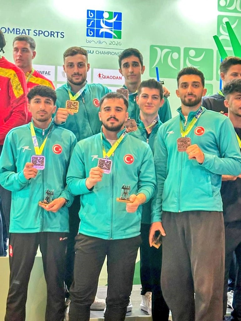 Denizlili Batuhan karate dünya üçüncüsü oldu