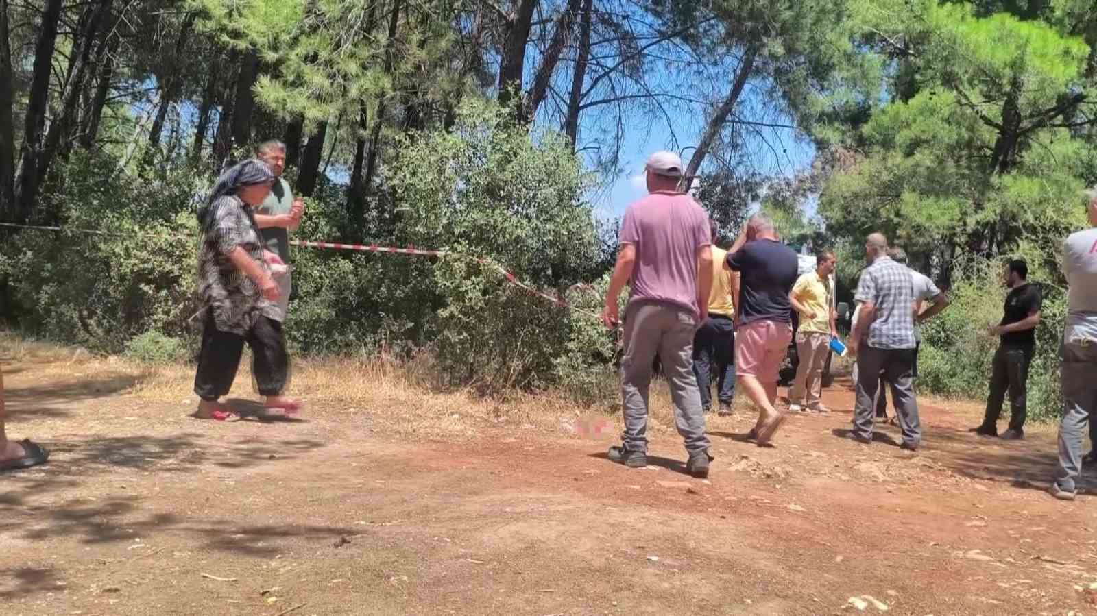 Antalya&rsquo;da ormanlık alanda bir kişinin cansız bedeni bulundu