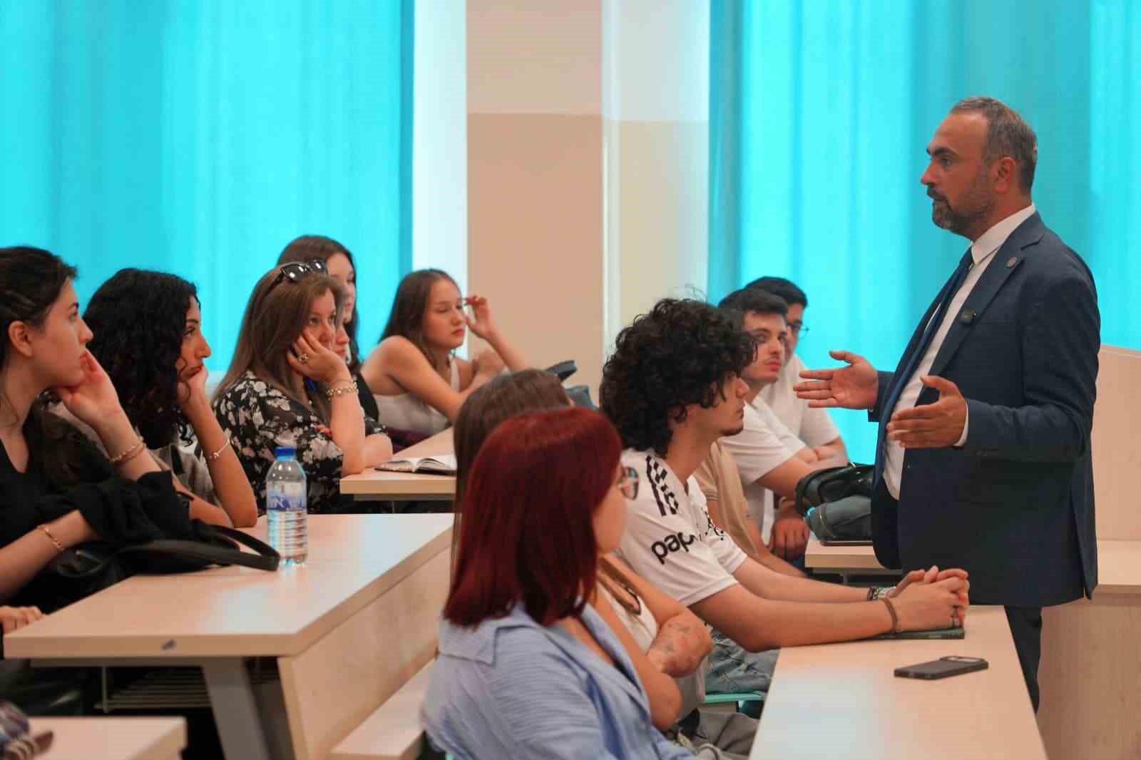 İlk ders "Terörsüz Türkiye" oldu