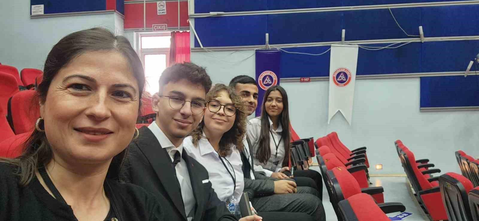 M&uuml;nazarada Balıkesir şampiyonu oldular