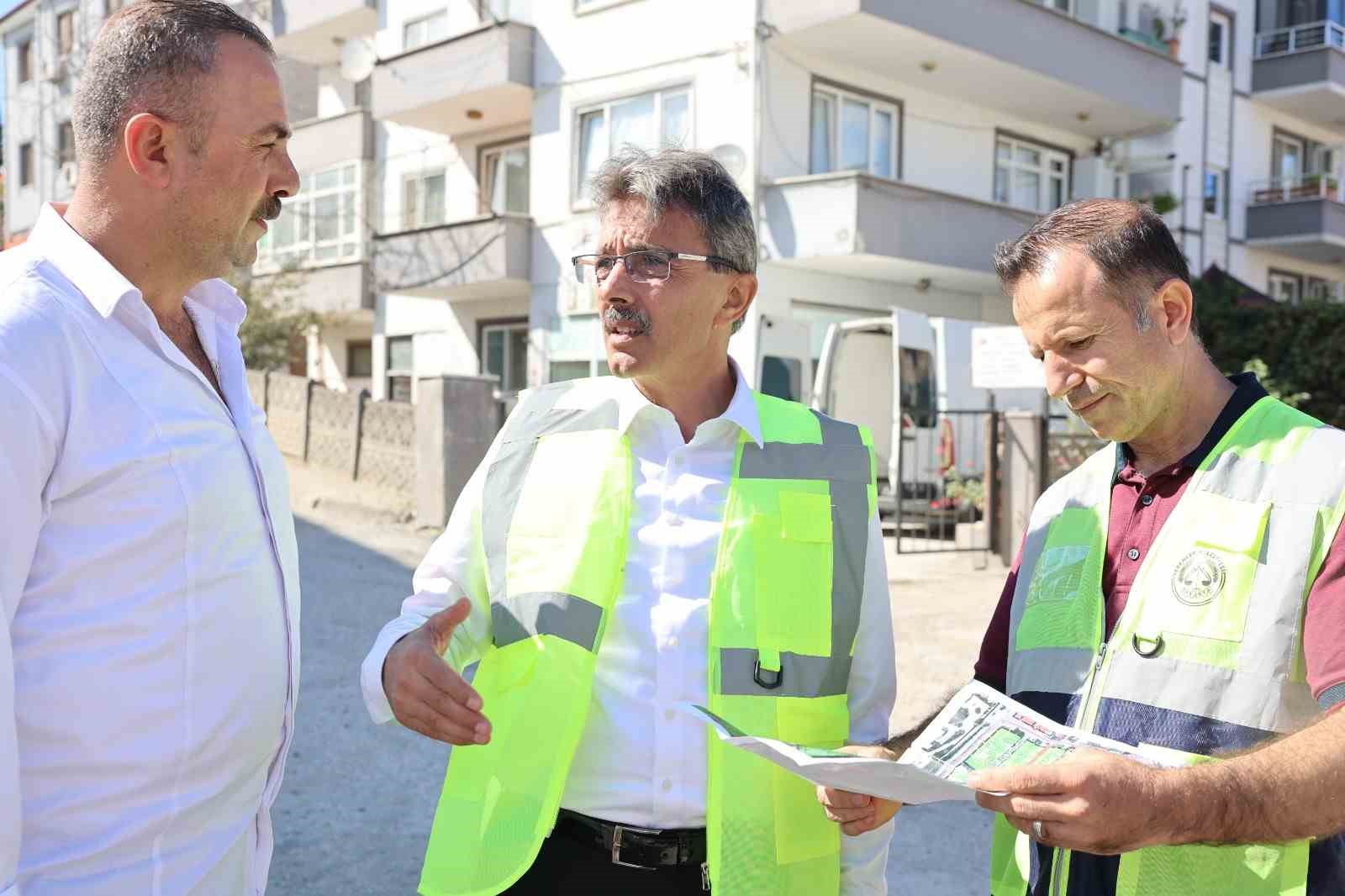 Erenler’in 15 sokağında asfalt çalışmalarına başlandı