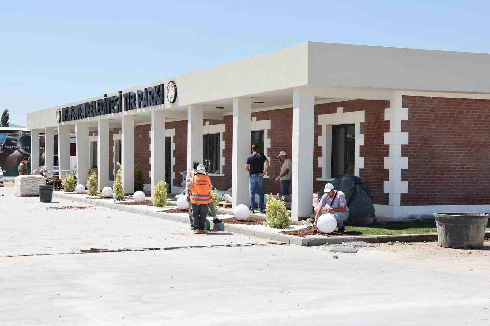 Uzun yol şoförlerine Menemen’de otel konforunda tesis
