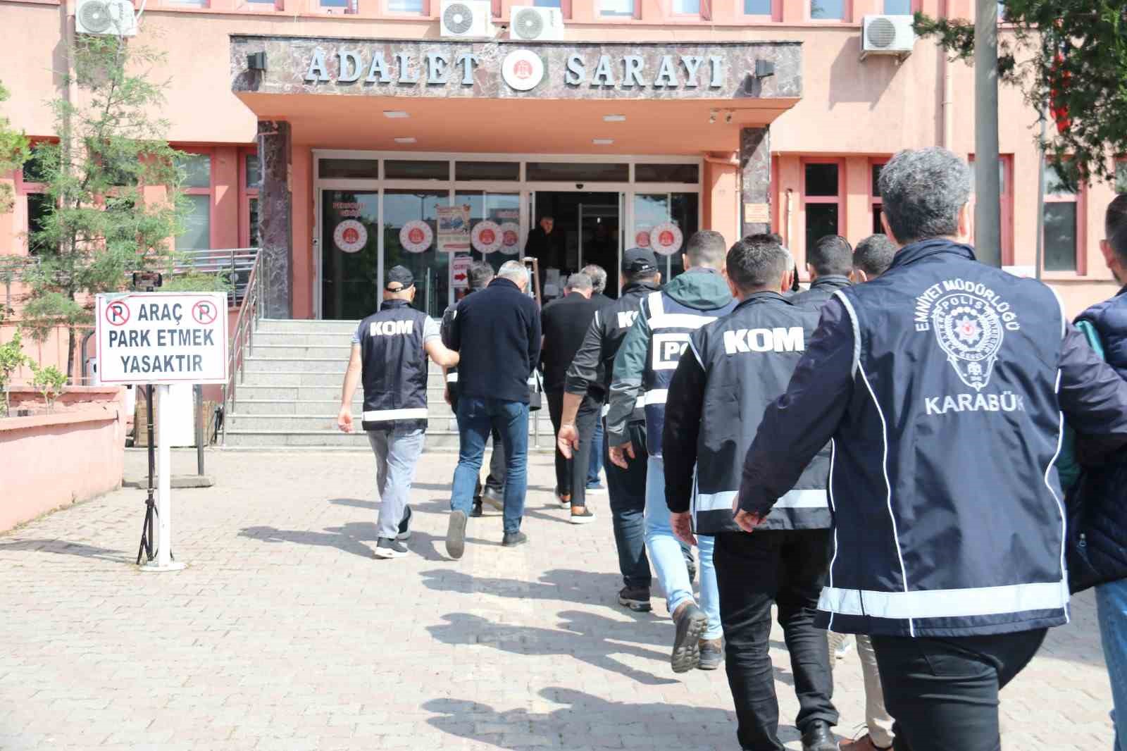 Kayıp dosyası su&ccedil; &ouml;rg&uuml;t&uuml;ne uzandı: 7 tutuklama