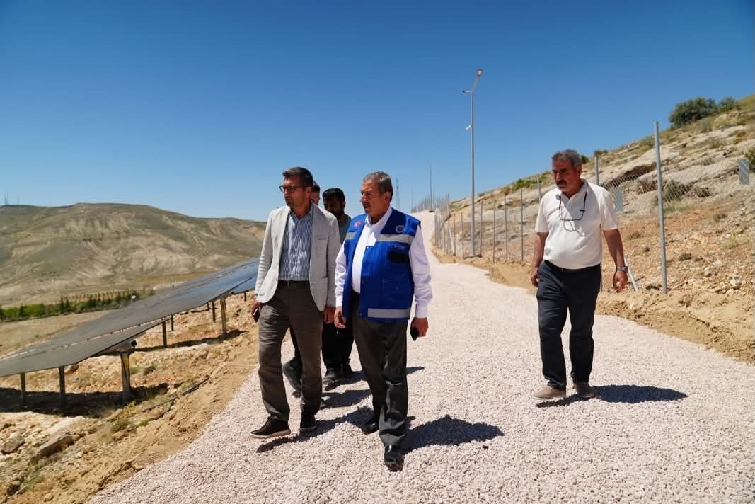 Darende Belediyesi’nin GES projesi devreye alındı