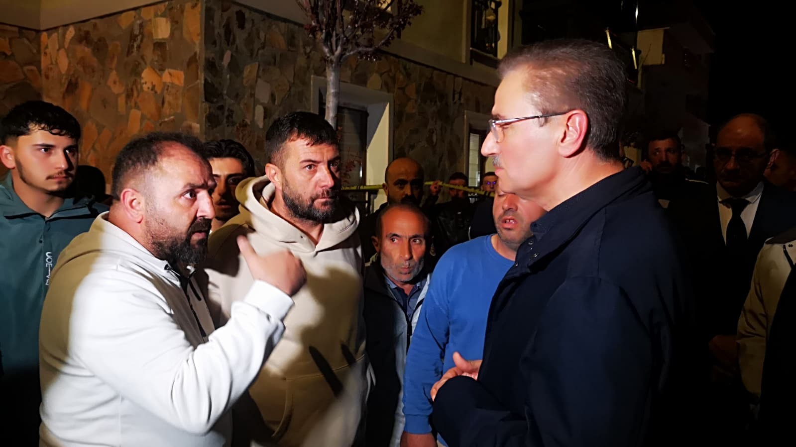Erzurum’da yangın faciası: Yatağa bağımlı diyaliz hastası kadın hayatını kaybetti