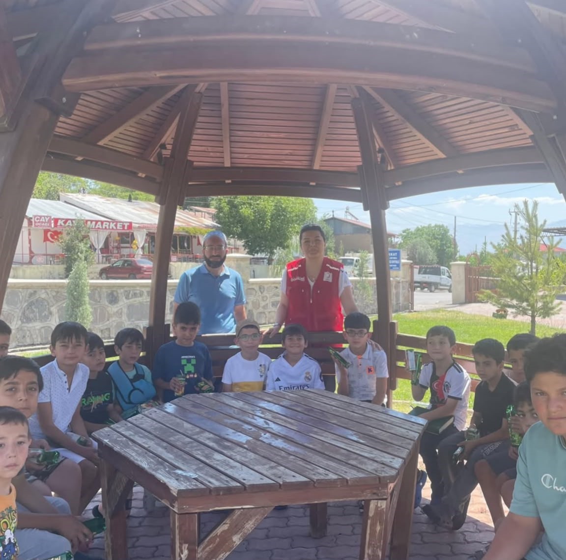 Erzincan’da öğrencilere ’Kızılaycılık’ eğitimi verildi