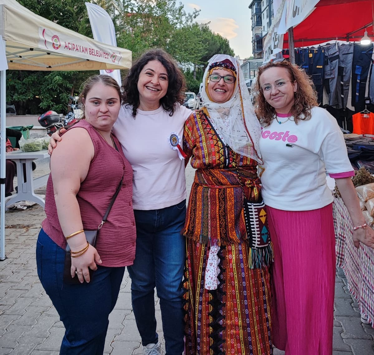 Kanatsız Melekler festivale renk kattı