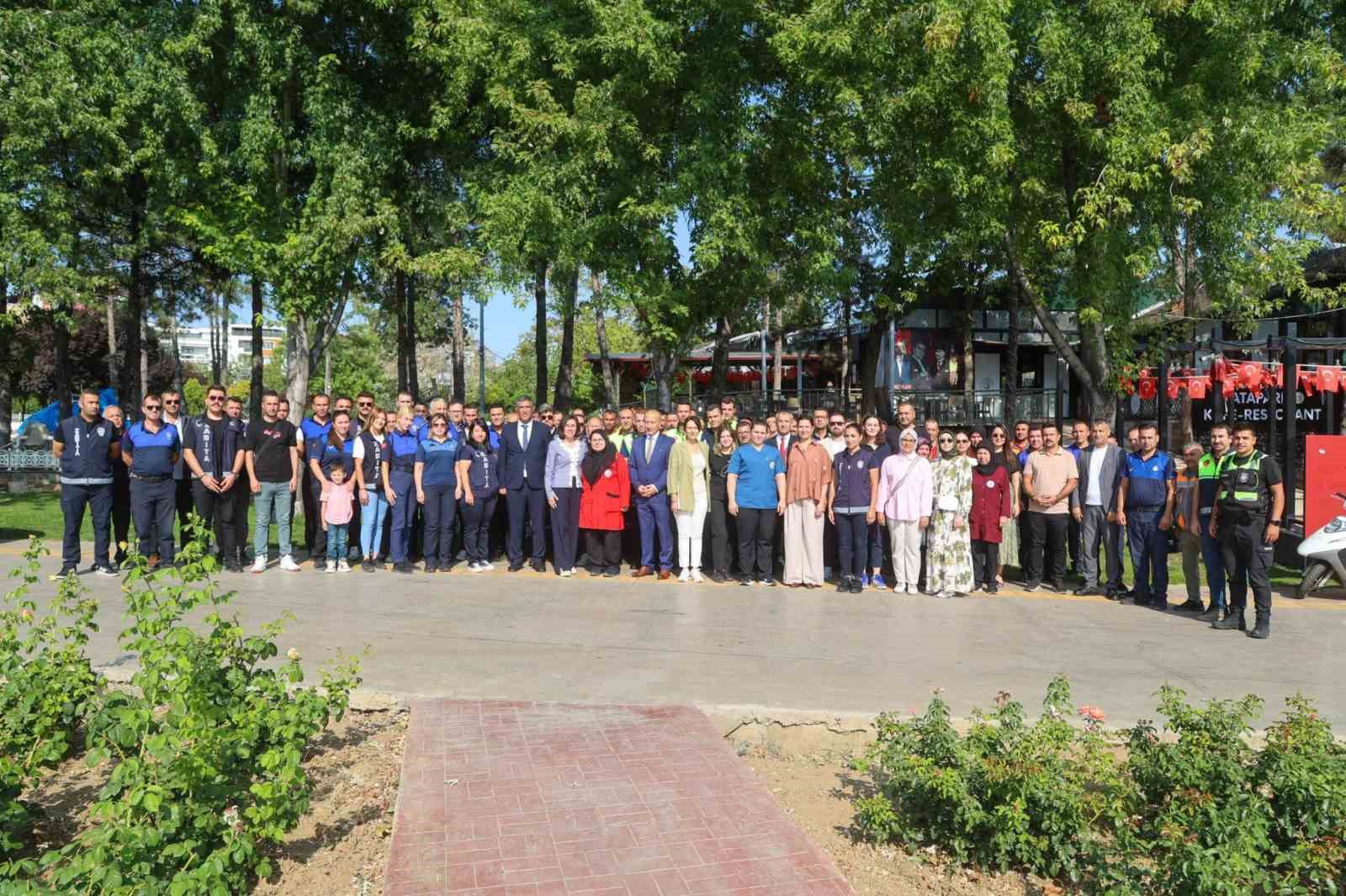 Belediye Başkan Vekili Terekeci Özkan, zabıta personelleriyle bir araya geldi