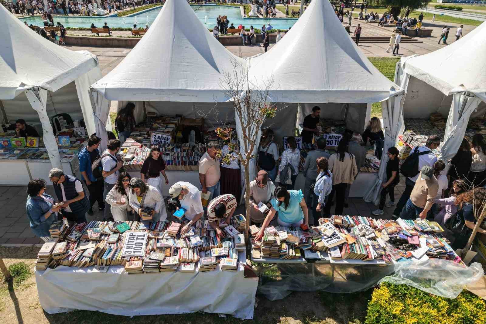 İZKİTAP - 8. İzmir Kitap Fuarı açılıyor