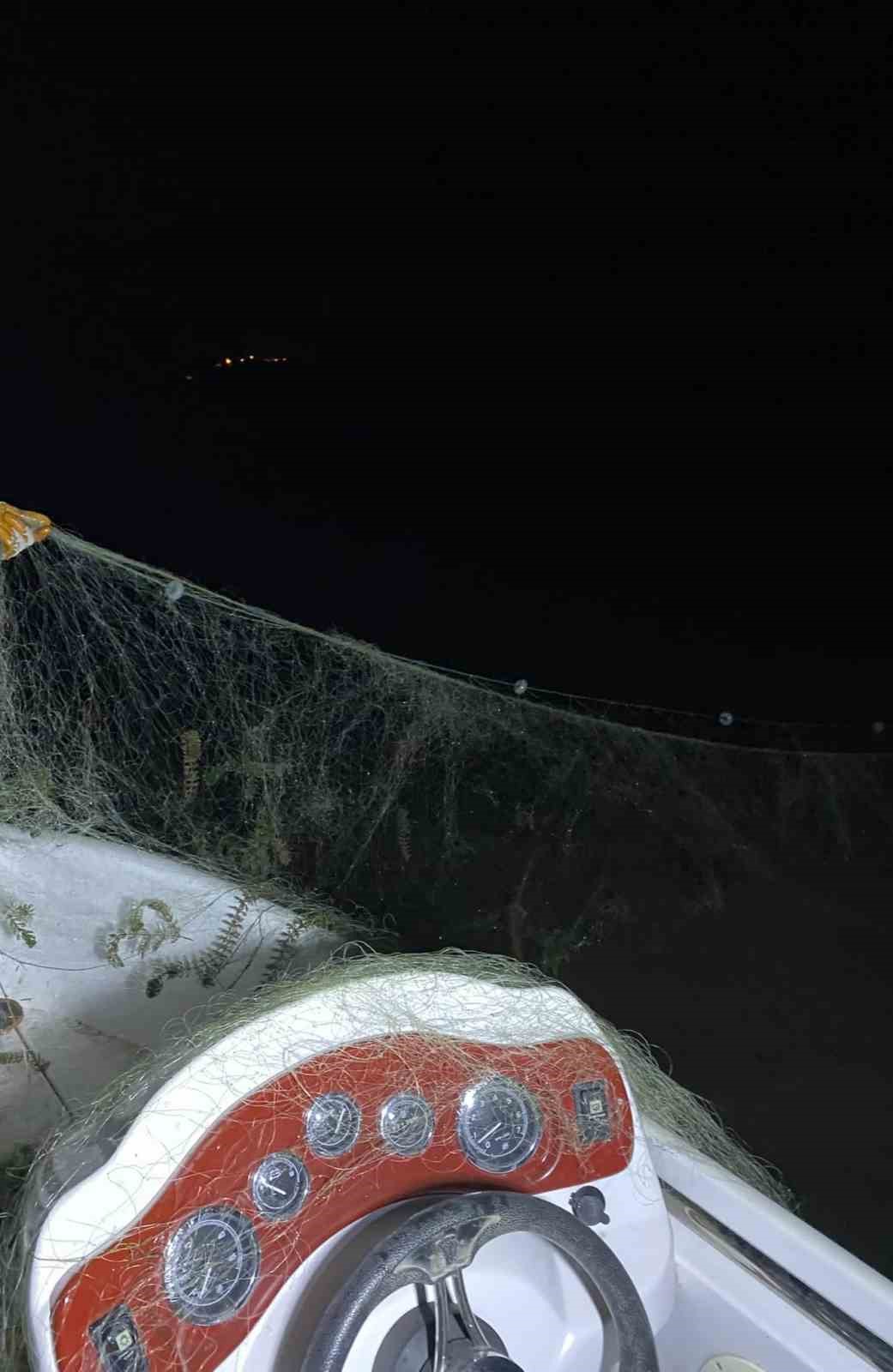Kovada Gölü’nde kaçak avcılığa gece denetimi