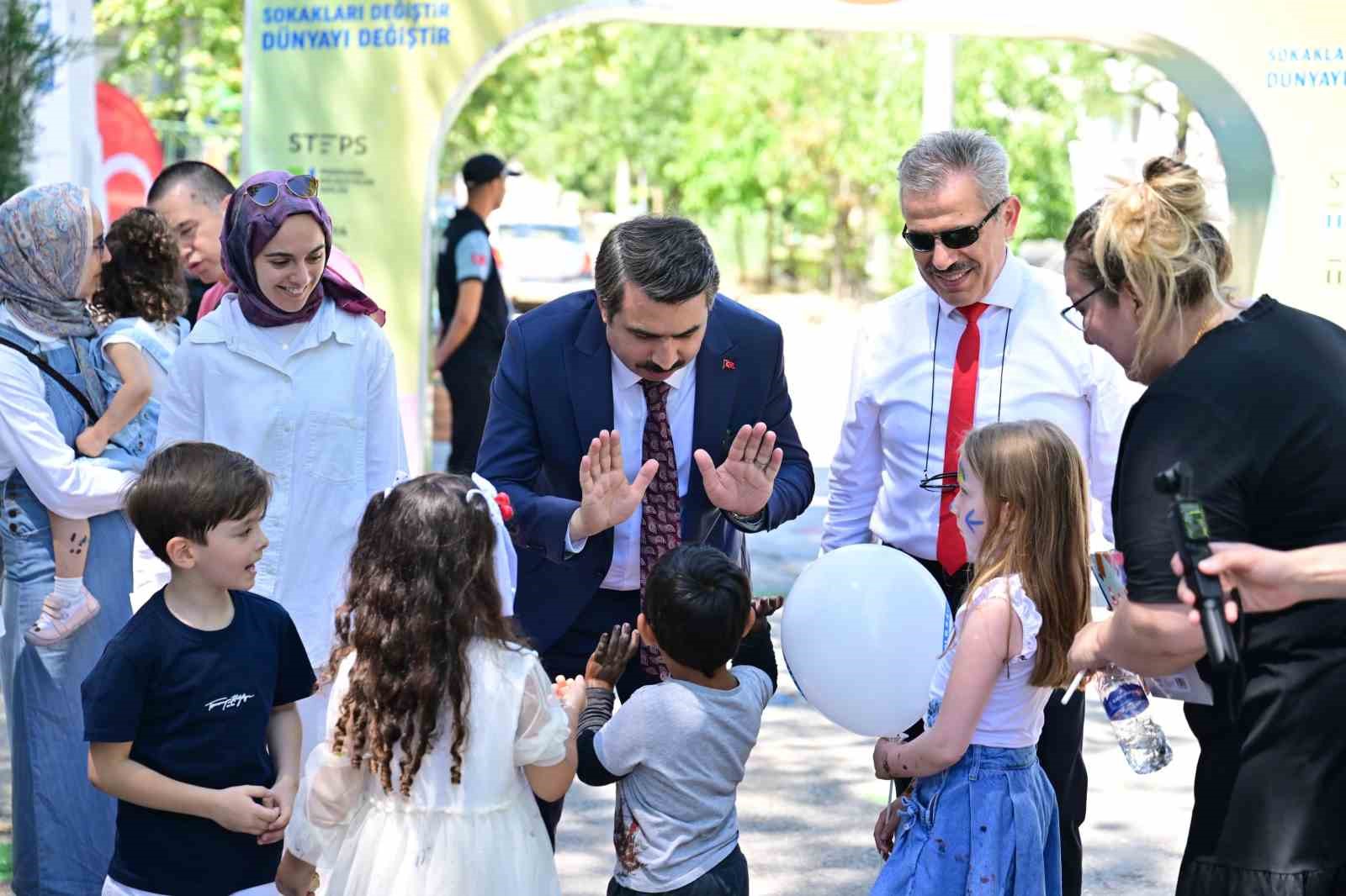 Yıldırım&rsquo;da sokaklar &ccedil;ocuklar i&ccedil;in d&ouml;n&uuml;ş&uuml;yor