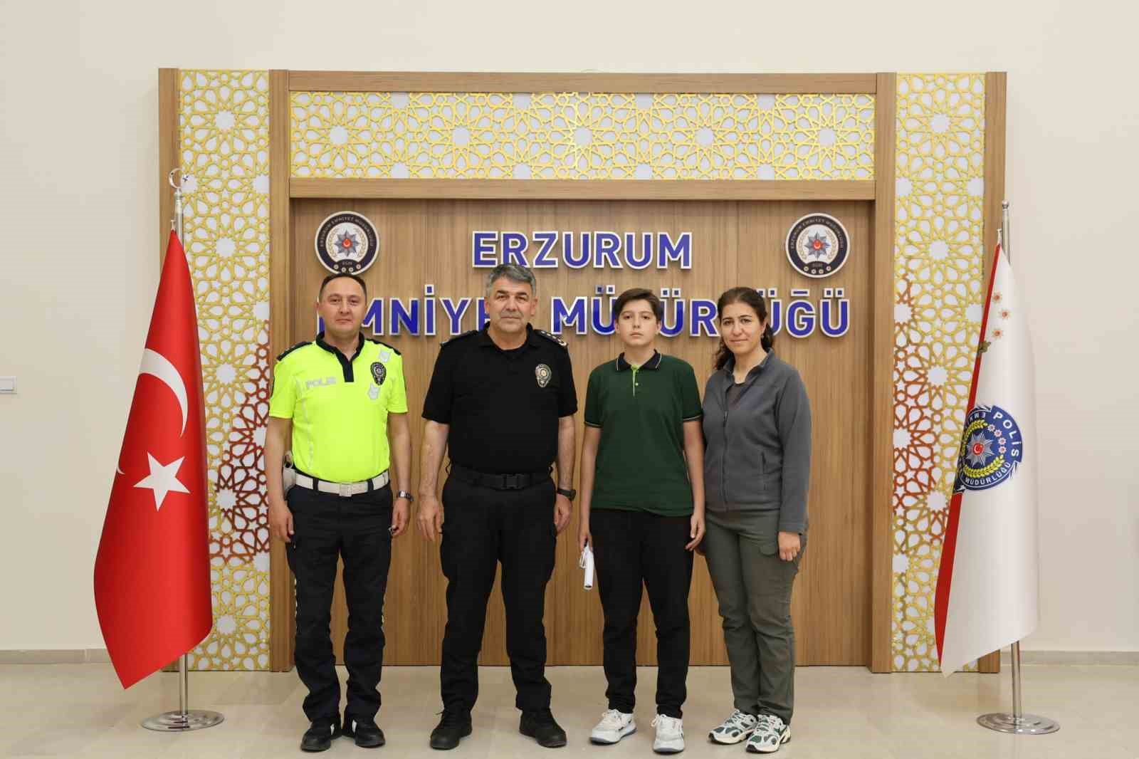 "Biz Bize Yeteriz" dediler, çocukların eğitimine gönüllü destek oldular