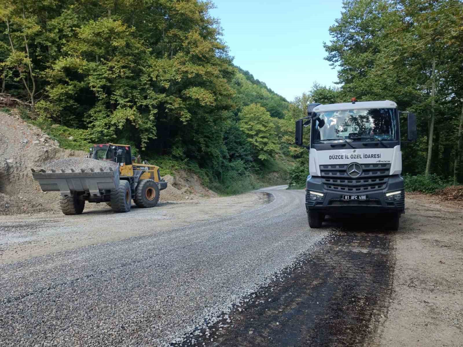 Değirmentepe&rsquo;de sathi kaplama &ccedil;alışması tamamlandı