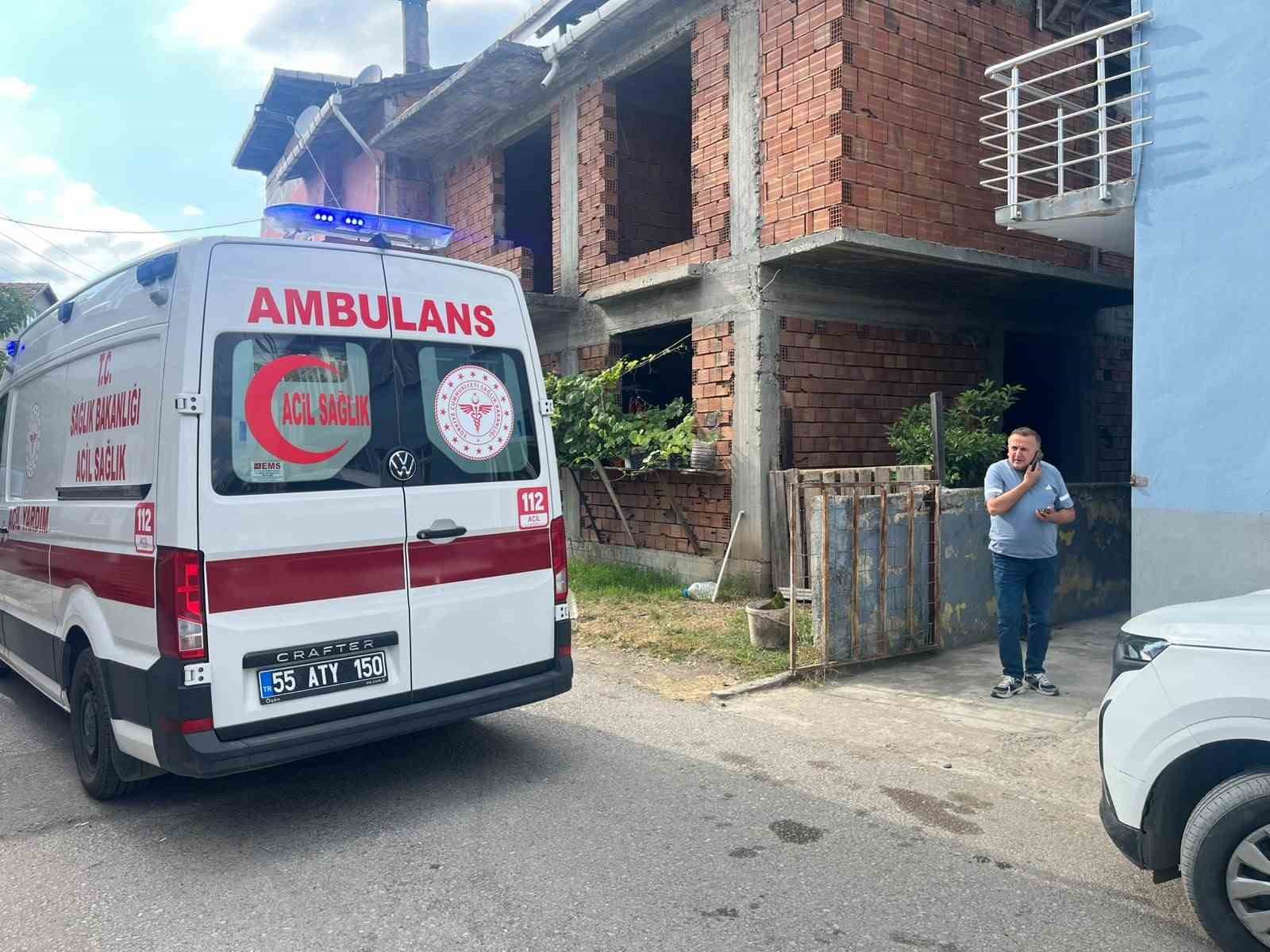 18 yaşındaki kız evinde silahla vurulmuş halde ölü bulundu
