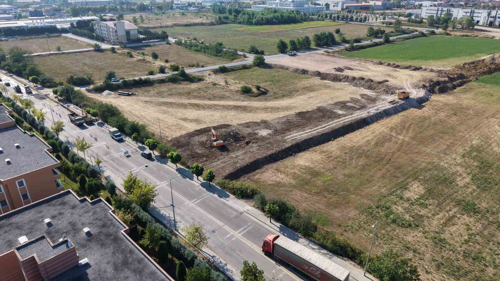 Başiskele&rsquo;de iki caddede yenileme projesi