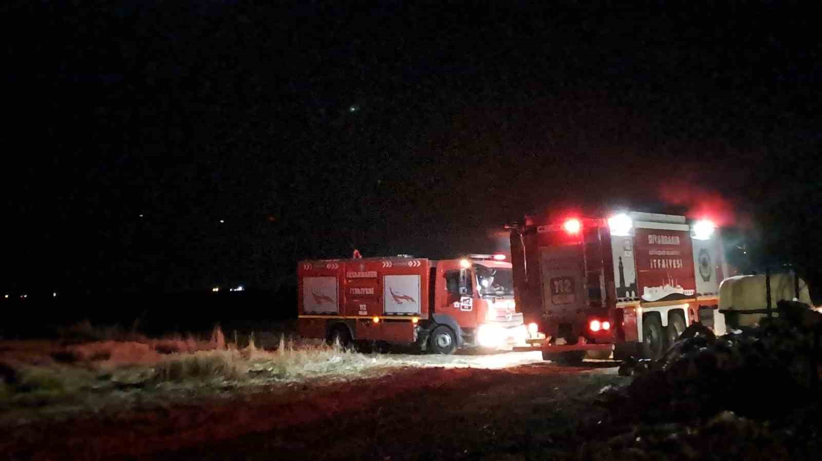 Diyarbakır&rsquo;da anız ve &ouml;rt&uuml; yangını