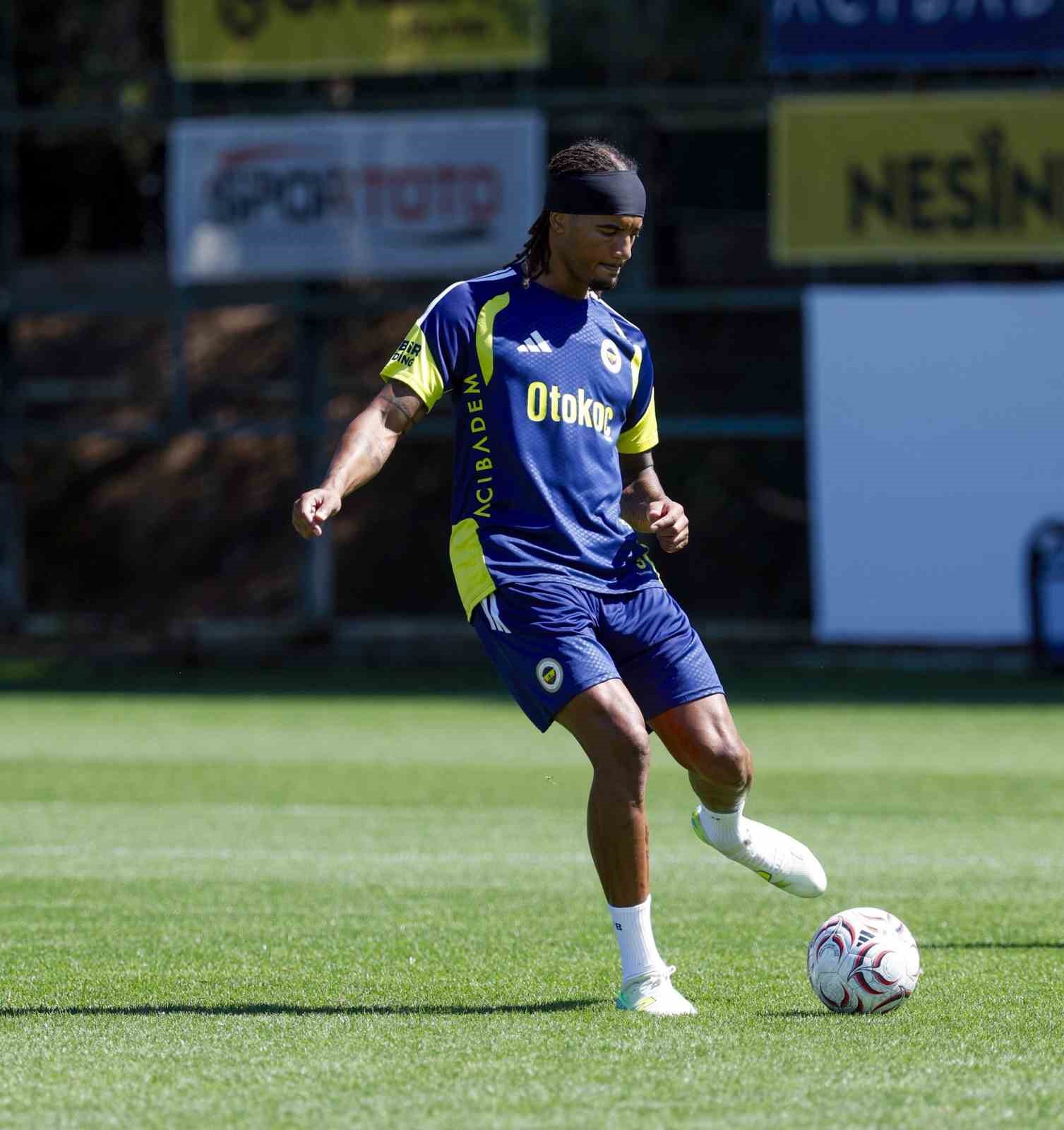 Fenerbahçe, İsmail Kartal yönetiminde çalıştı