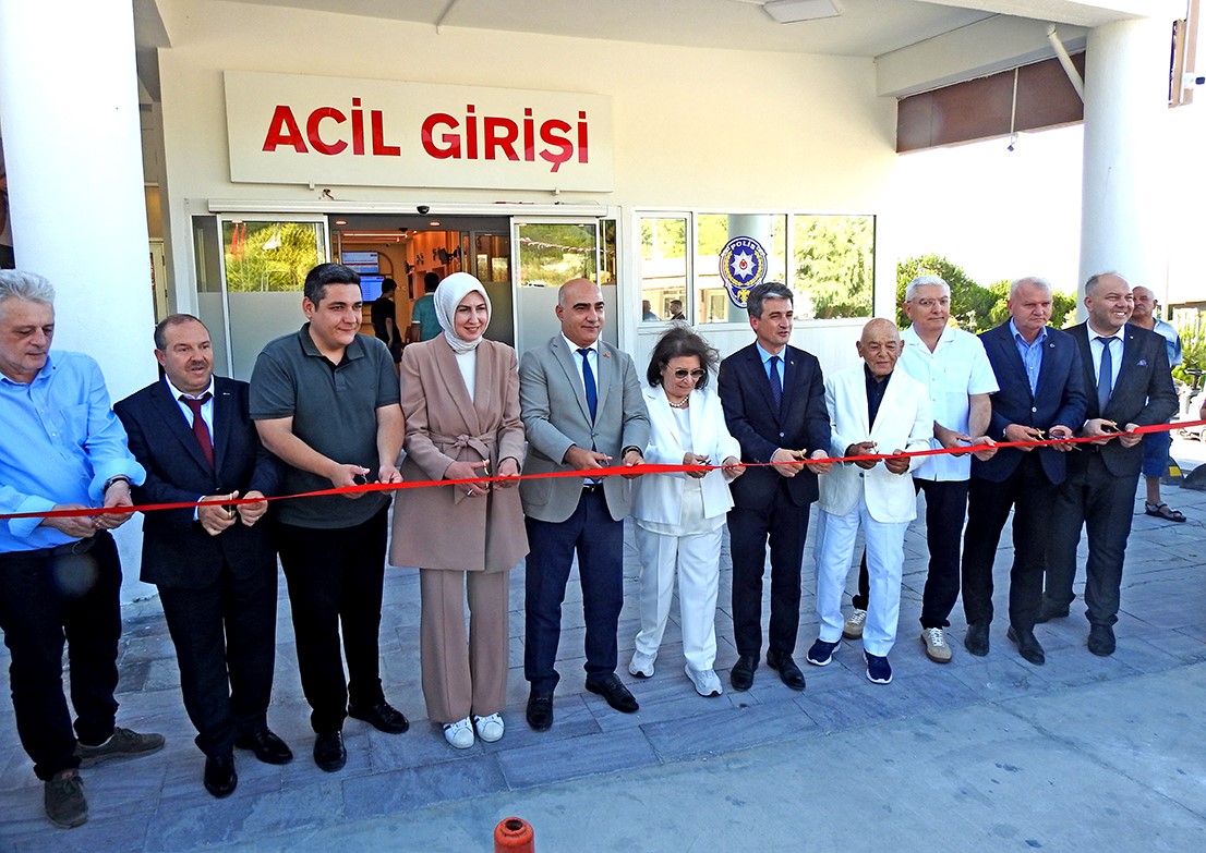 Çeşme Devlet Hastanesi’nin acil servisi dayanışmayla yenilendi