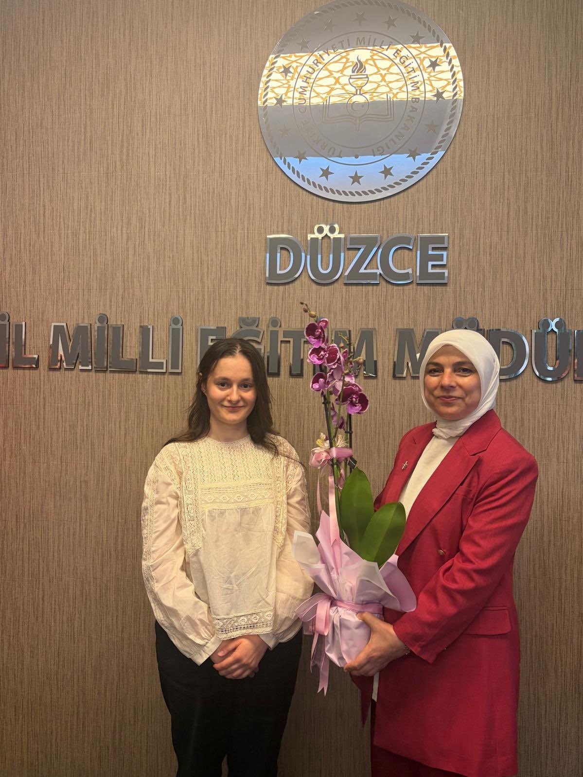 Yaşayan diller ve lehçeler komisyonu toplandı