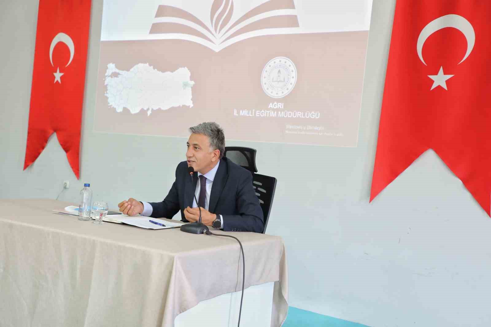 Ağrı&rsquo;da okul kayıtlarında velilerden herhangi bir ad altında talepte bulunulmayacak