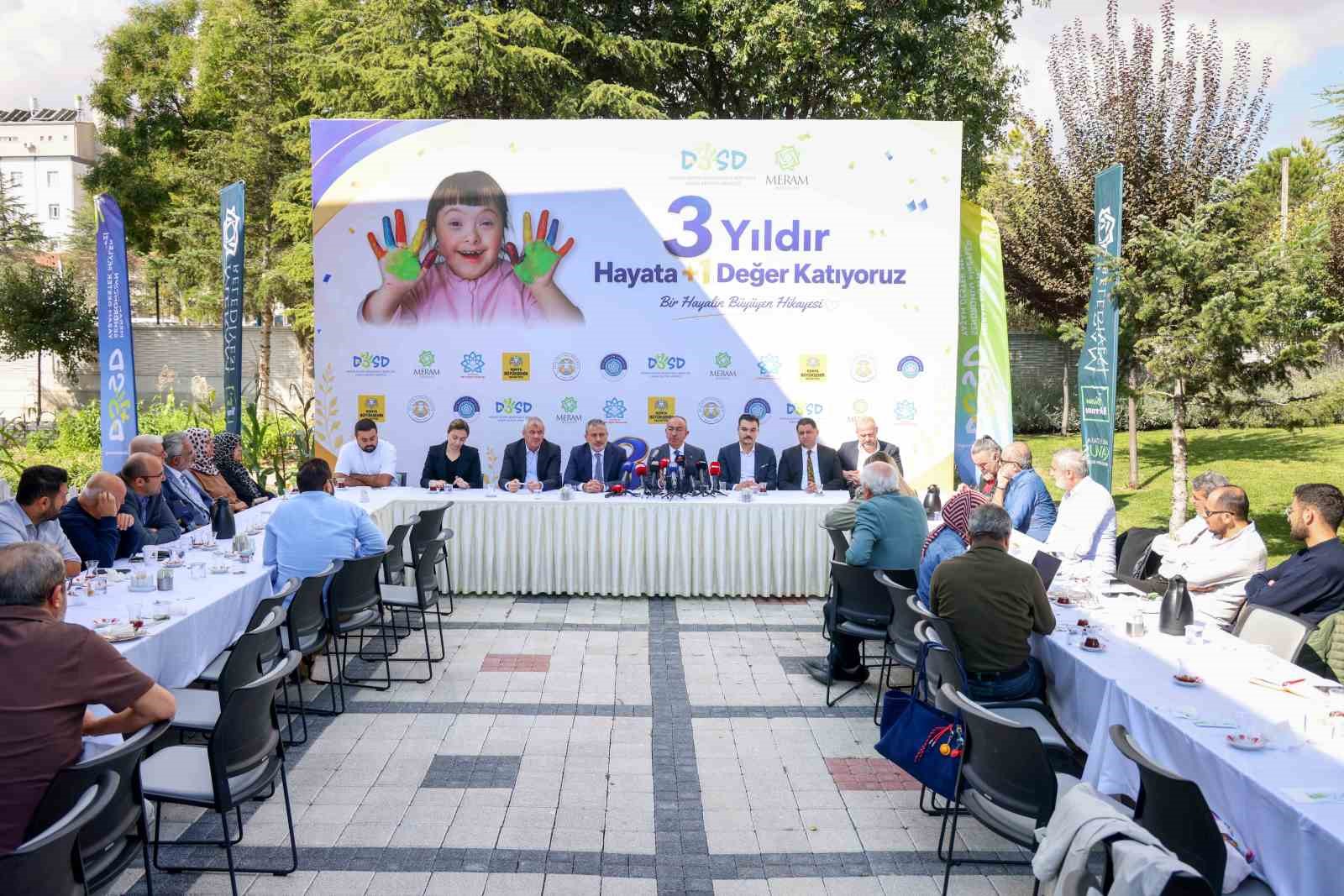 Down Sendromlu Bireyler İ&ccedil;in &Ouml;rnek Model: DOSD Meram 3 yaşında