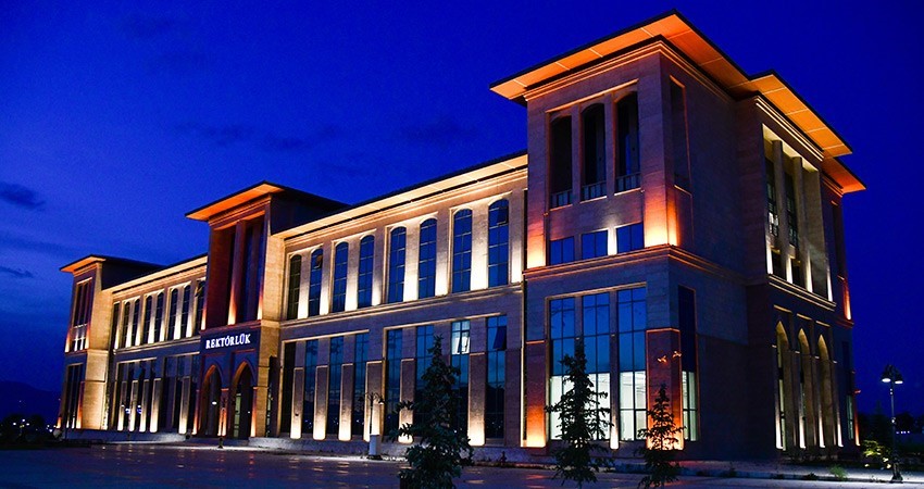 ETÜ, YÖKAK tarafından 5 yıl süreyle tam akredite edildi