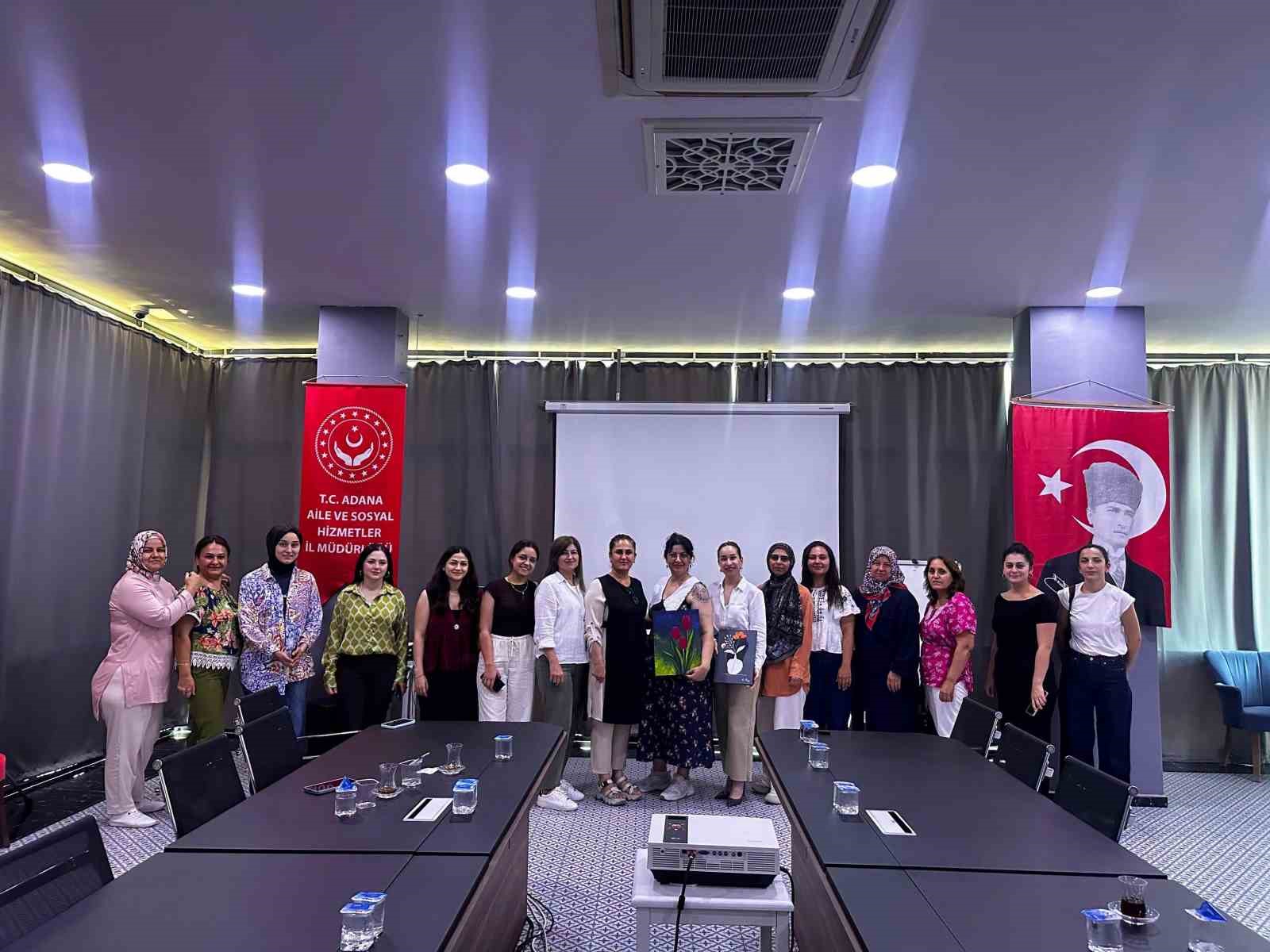 Adana’da çocuk kuruluşu personeline etkili iletişim eğitimi