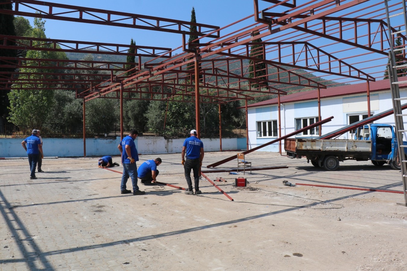 Bozdoğan’da 4 mahallede sosyal tesisler yenileniyor