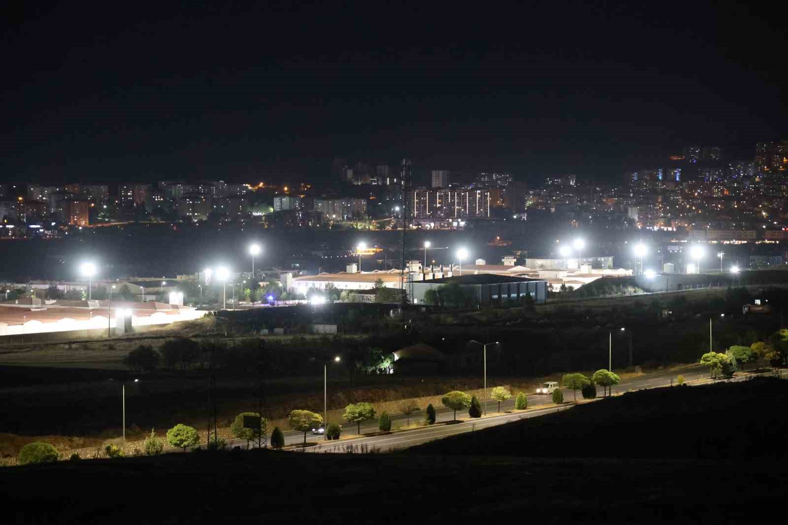 Elazığ Cezaevi’nde yangın: 17 mahkum dumandan etkilendi