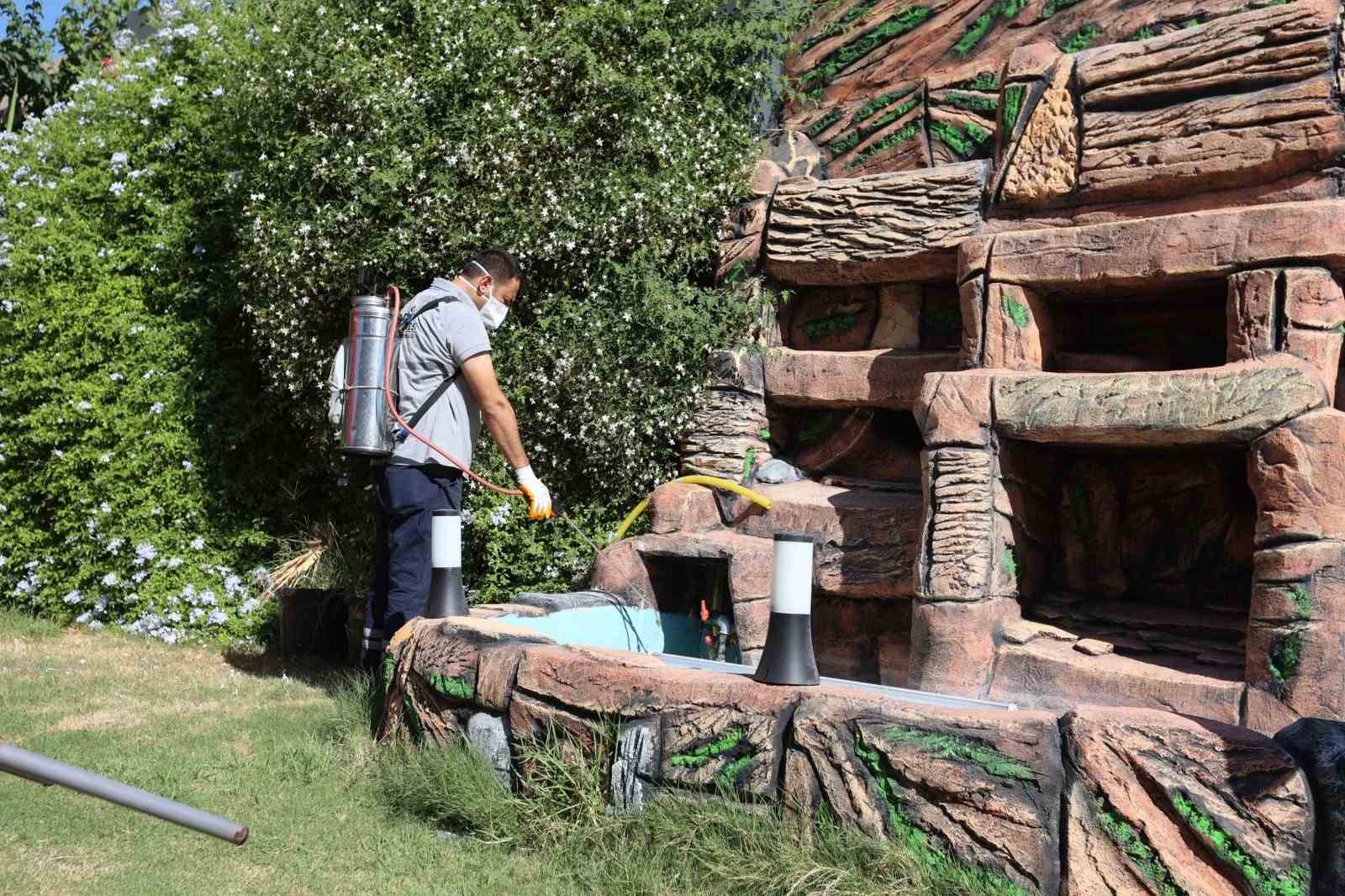 Efeler Belediyesi’nden ilaçlama çalışması