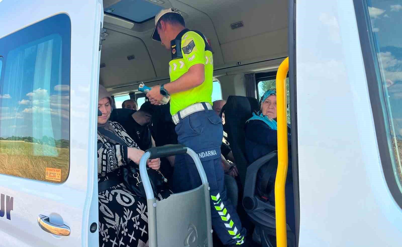 Kütahya’da emniyet kemeri ve çocuk bağlama sistemi denetimi