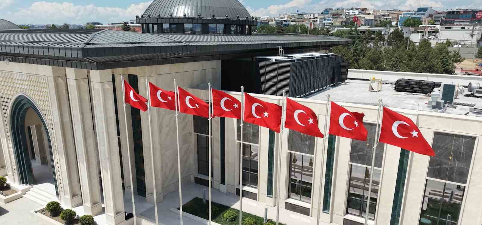 Bakan Uraloğlu: "Ankara Havalimanı’nı uluslararası bir havacılık merkezine dönüştürdük"