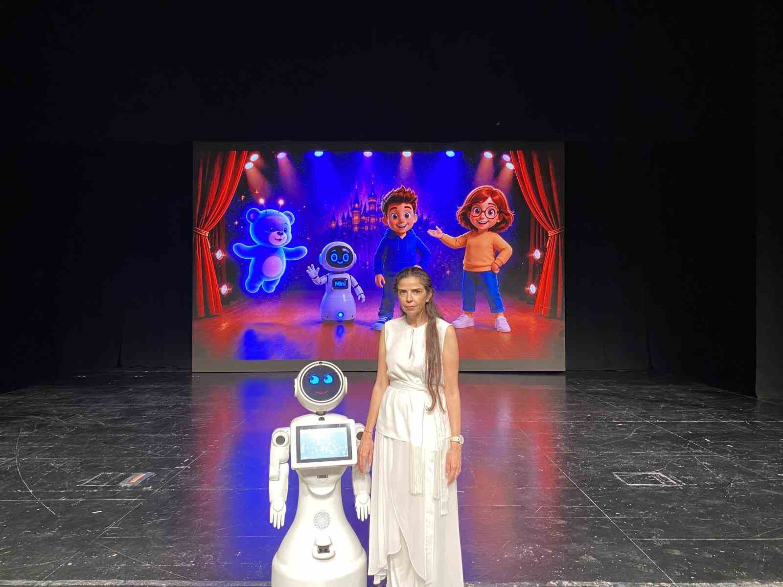 Türkiye’nin ilk çocuk robot tiyatrosu ekimde sahnelerde